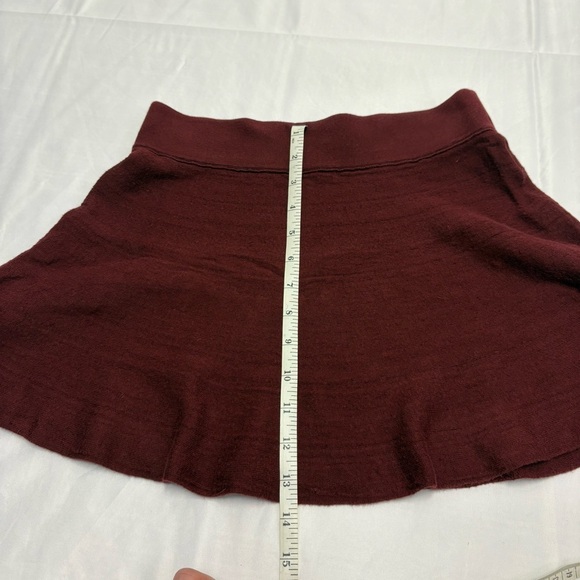 Talula by Aritzia Flare Skater Mini Skirt Maroon Red 100% Cotton Small Fall - Picture 9 of 9